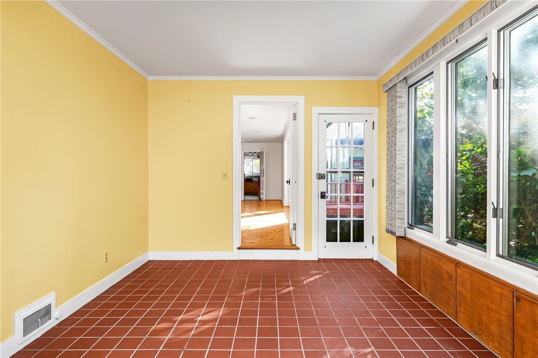 205 Sessions Street Providence, RI 02906 - Photo 16 of 44