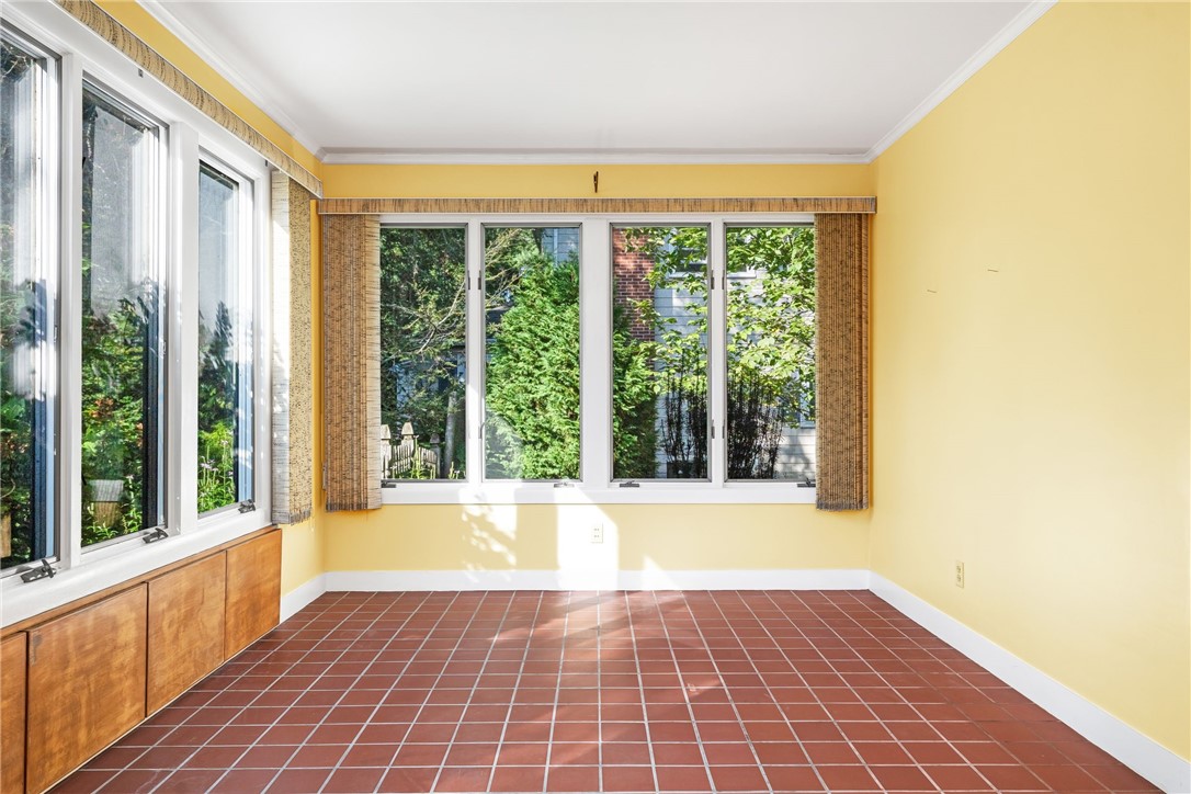 205 Sessions Street Providence, RI 02906 - Photo 17 of 44