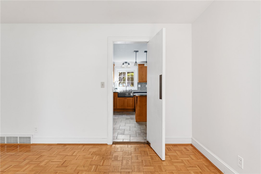 205 Sessions Street Providence, RI 02906 - Photo 18 of 44