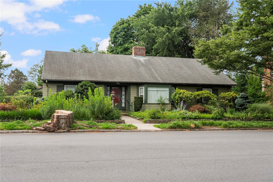 205 Sessions Street Providence, RI 02906 - Photo 2 of 44