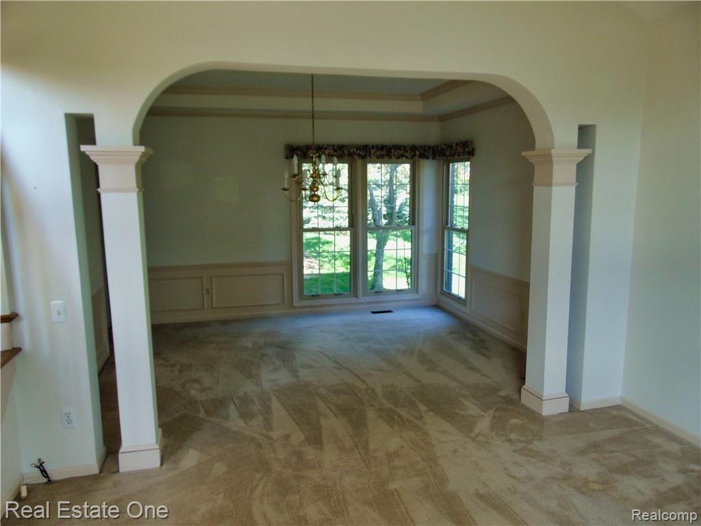 2458 Pleasant View Drive Rochester Hills, MI 48306 - Photo 42 of 68