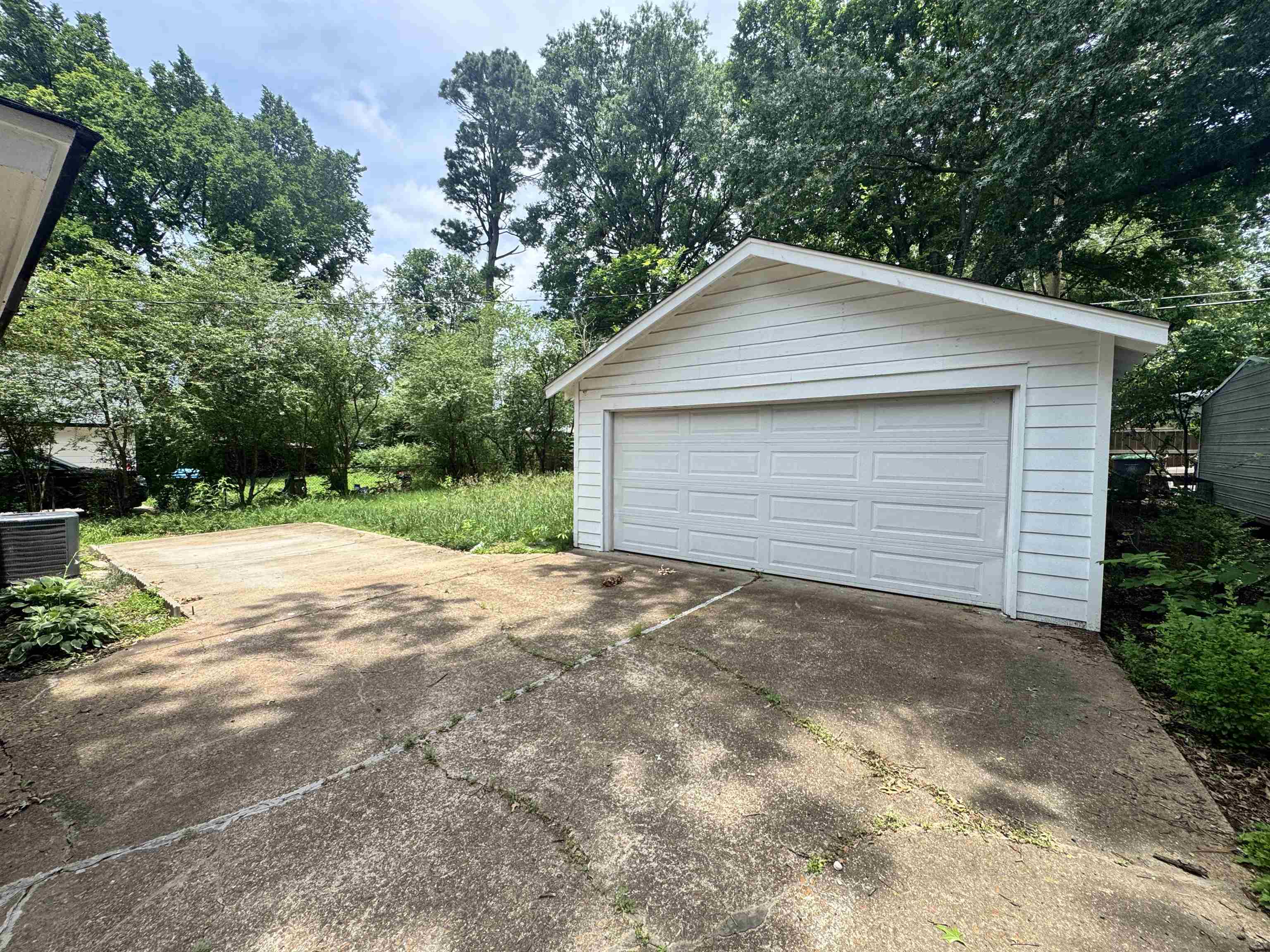 1220 South White Station Road Memphis, TN 38117 - Photo 3 of 16
