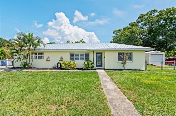 $410,000 | 3402 15th Avenue West, Bradenton, FL 34205