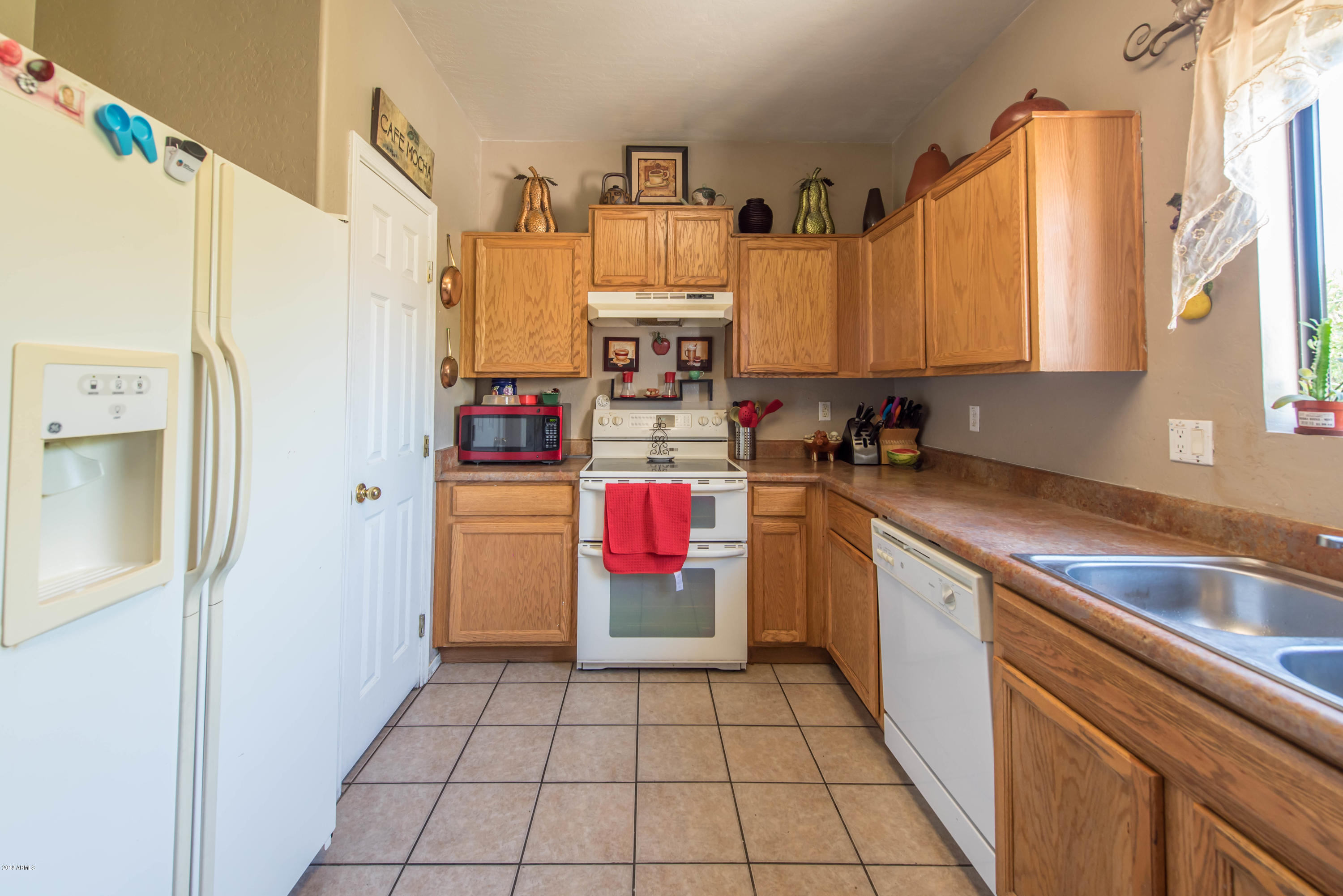 1210 West Fremont Rd. Phoenix, AZ 85041 - Photo 9 of 31 DSC_8912