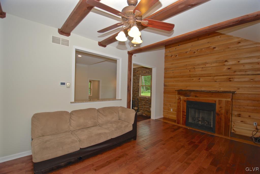 4393 Mt Pleasant Road Bangor, PA 18013 - Photo 8 of 35 Gallery Image 8
