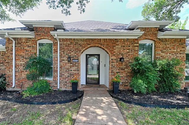 $2,500 | 5021 Andover Drive, Plano, TX 75023