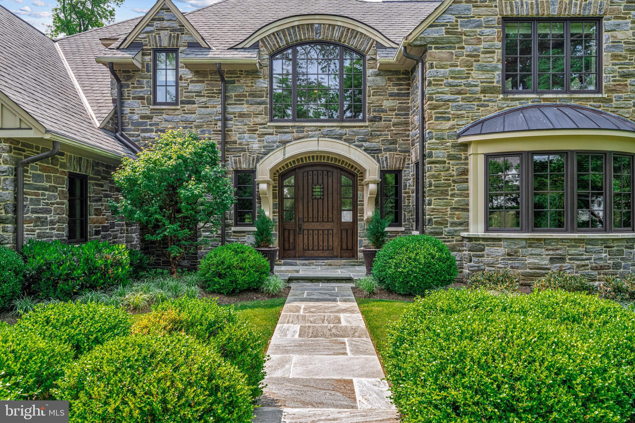 308 Berkley Road Devon, PA 19333 - Photo 10 of 84