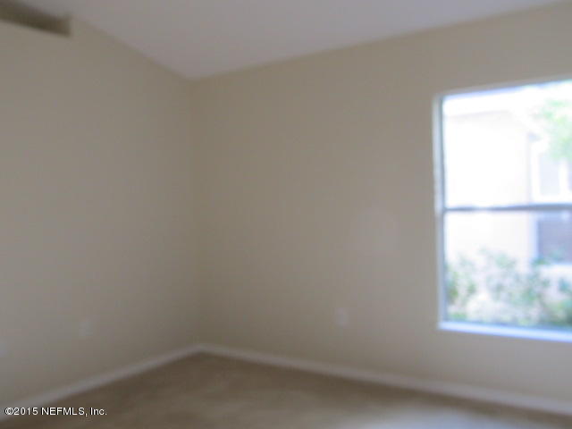 3488 Alec Drive Middleburg, FL 32068 - Photo 14 of 24 a small space with a window