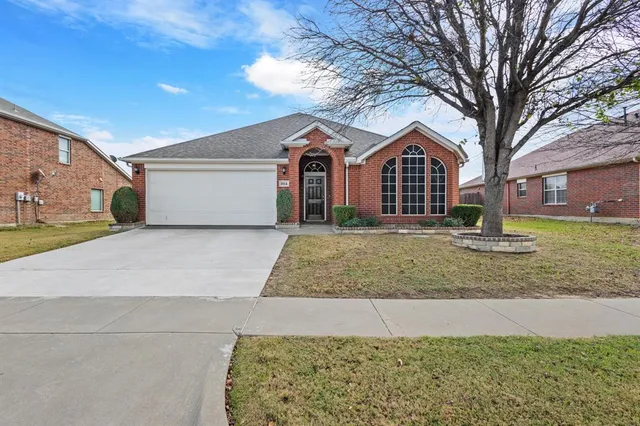 $340,000 | 1014 Tabasco Trail, Arlington, TX 76002
