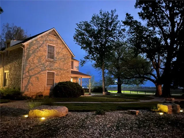 $975,000 | 2303 College Avenue, Manhattan, KS 66502