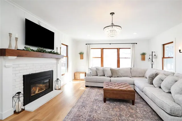 $975,000 | 2303 College Avenue, Manhattan, KS 66502