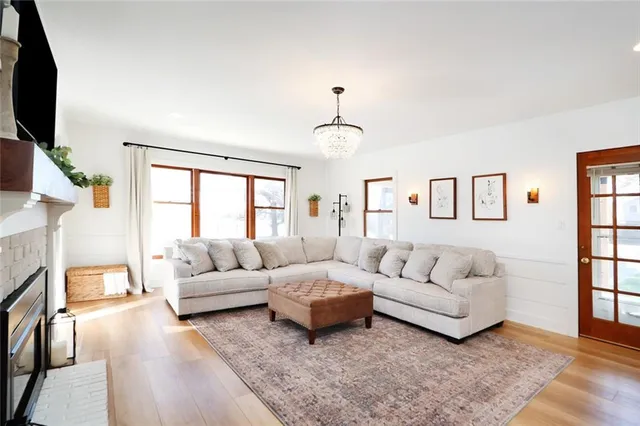 $975,000 | 2303 College Avenue, Manhattan, KS 66502