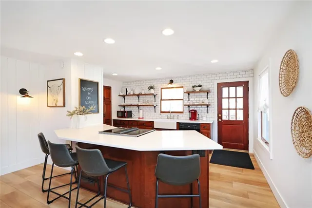 $975,000 | 2303 College Avenue, Manhattan, KS 66502