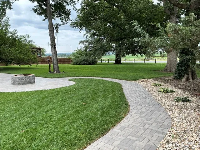 $975,000 | 2303 College Avenue, Manhattan, KS 66502