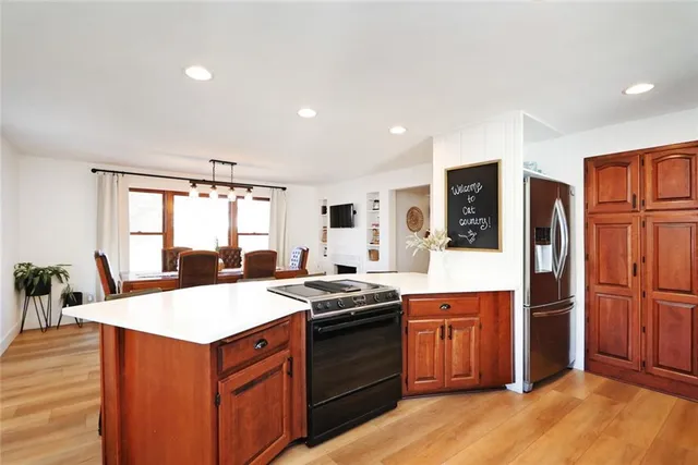 $975,000 | 2303 College Avenue, Manhattan, KS 66502