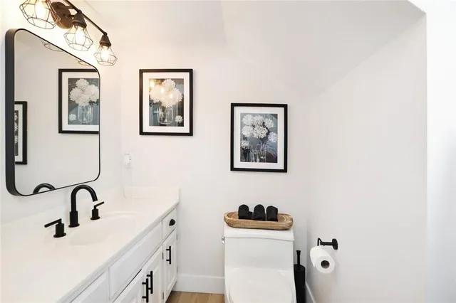 $975,000 | 2303 College Avenue, Manhattan, KS 66502