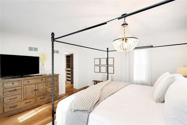 $975,000 | 2303 College Avenue, Manhattan, KS 66502