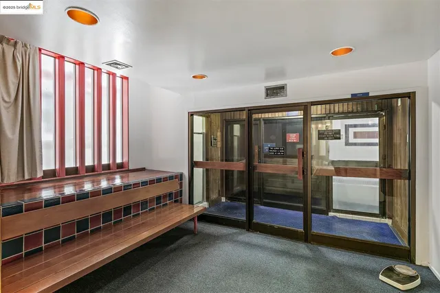 $339,000 | 7 Commodore Drive, Unit A355, Emeryville, CA 94608