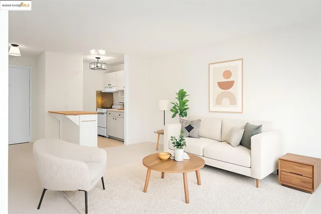 $339,000 | 7 Commodore Drive, Unit A355, Emeryville, CA 94608