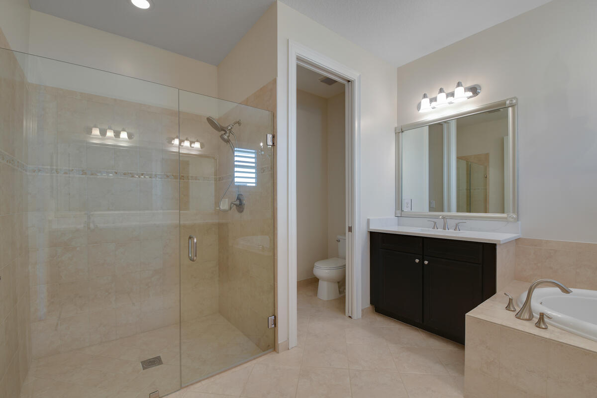 151 Whale Cay Way Jupiter, FL 33458 - Photo 32 of 64 Primary Bathroom