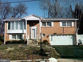 2755 Cambridge Road York, PA 17402 - Photo 1 of 1 Gallery Image 1