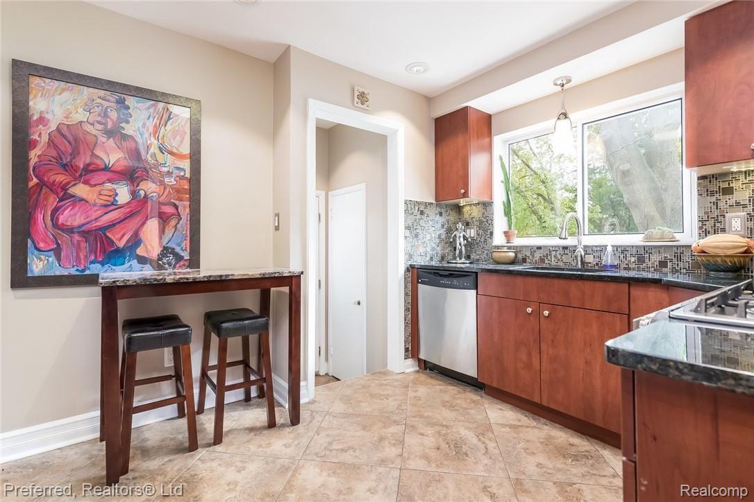 3923 Normandy Road Royal Oak, MI 48073 - Photo 9 of 23 008-photo-kitchen-6453470 - Copy - Copy.jpg