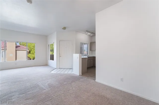 $1,500 | 251 South Green Valley Parkway, Unit 3921, Henderson, NV 89012