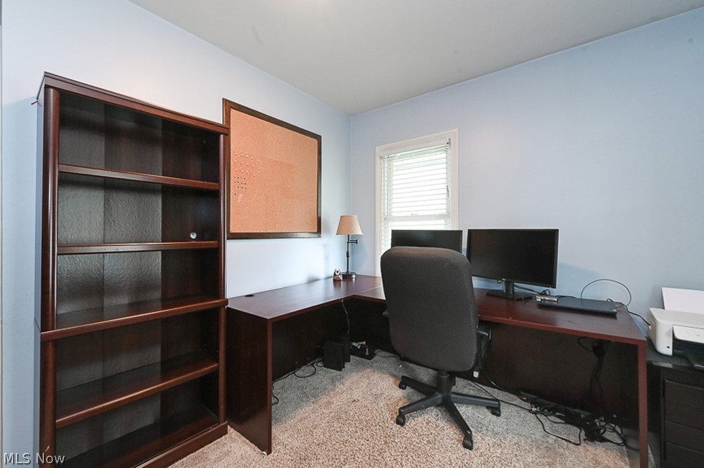 2819 Mayfair Road Akron, OH 44312 - Photo 15 of 49 Office space featuring light carpet