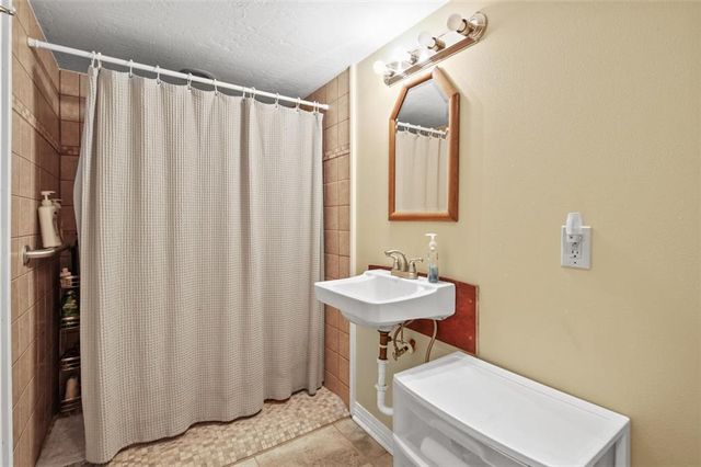 $775,000 | 203 John Henry Lake Road, Poplarville, MS 39470