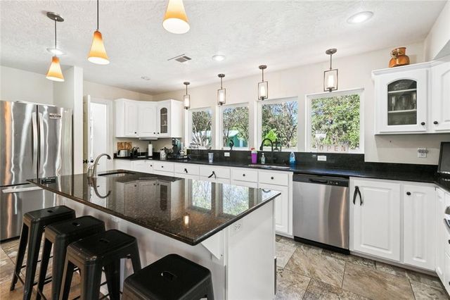 $775,000 | 203 John Henry Lake Road, Poplarville, MS 39470