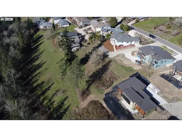 $95,000 | 580 Sunridge Lane, Lowell, OR 97452