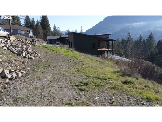 $95,000 | 580 Sunridge Lane, Lowell, OR 97452