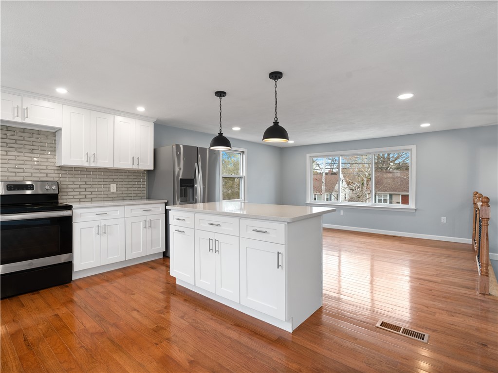 165 Hopkins Hill Road Coventry, RI 02816 - Photo 8 of 20 Gallery Image 8