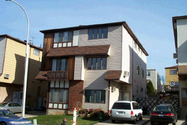 111 Green Valley Road Staten Island, NY 10312 - Photo 1 of 1 Primary Photo