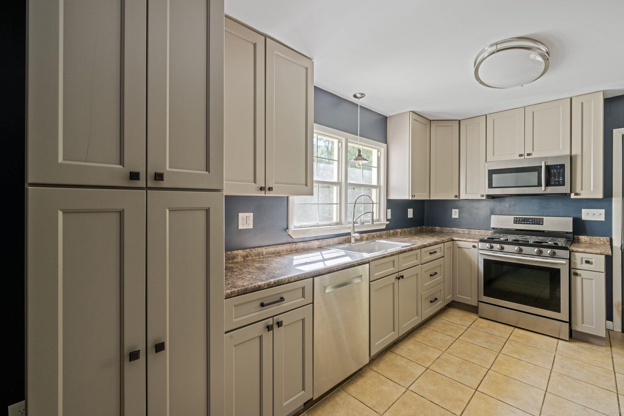 608 Marks Avenue Bay Minette, AL 36507 - Photo 9 of 29
