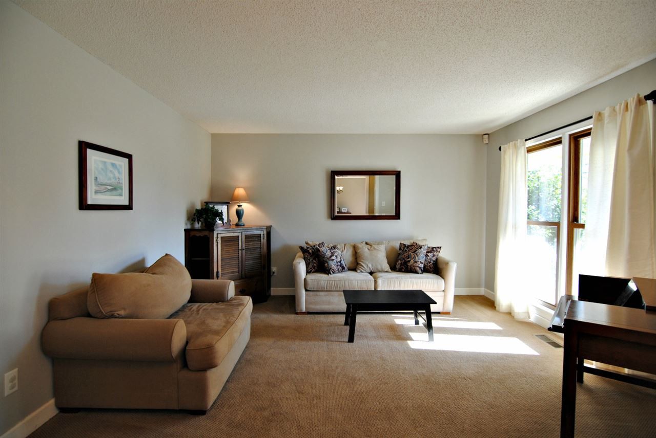 3124 Hunters Bluff Drive Raleigh, NC 27606 - Photo 4 of 25 Photo 4