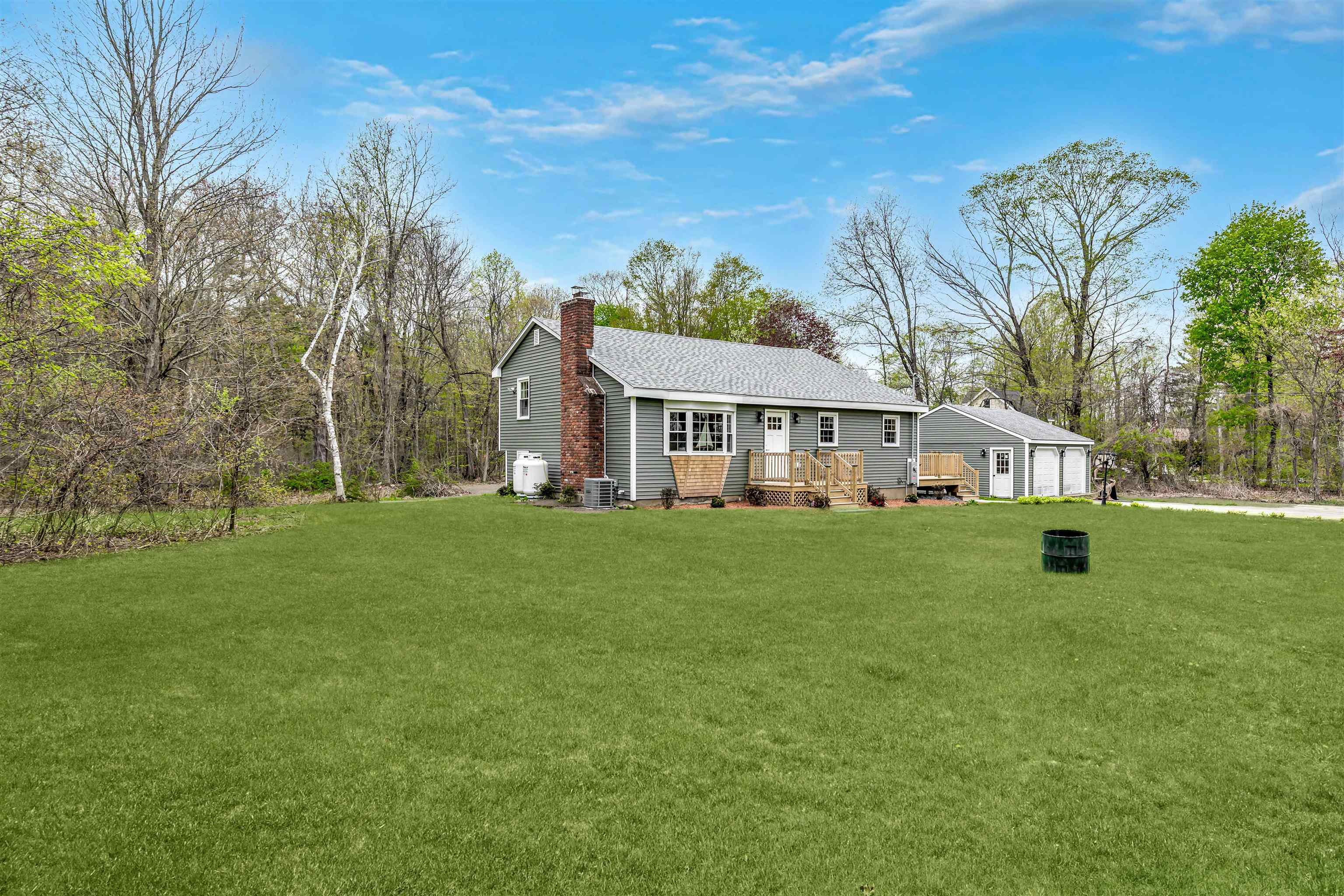 11 Merrimac Road Newton, NH 03858 - Photo 45 of 50