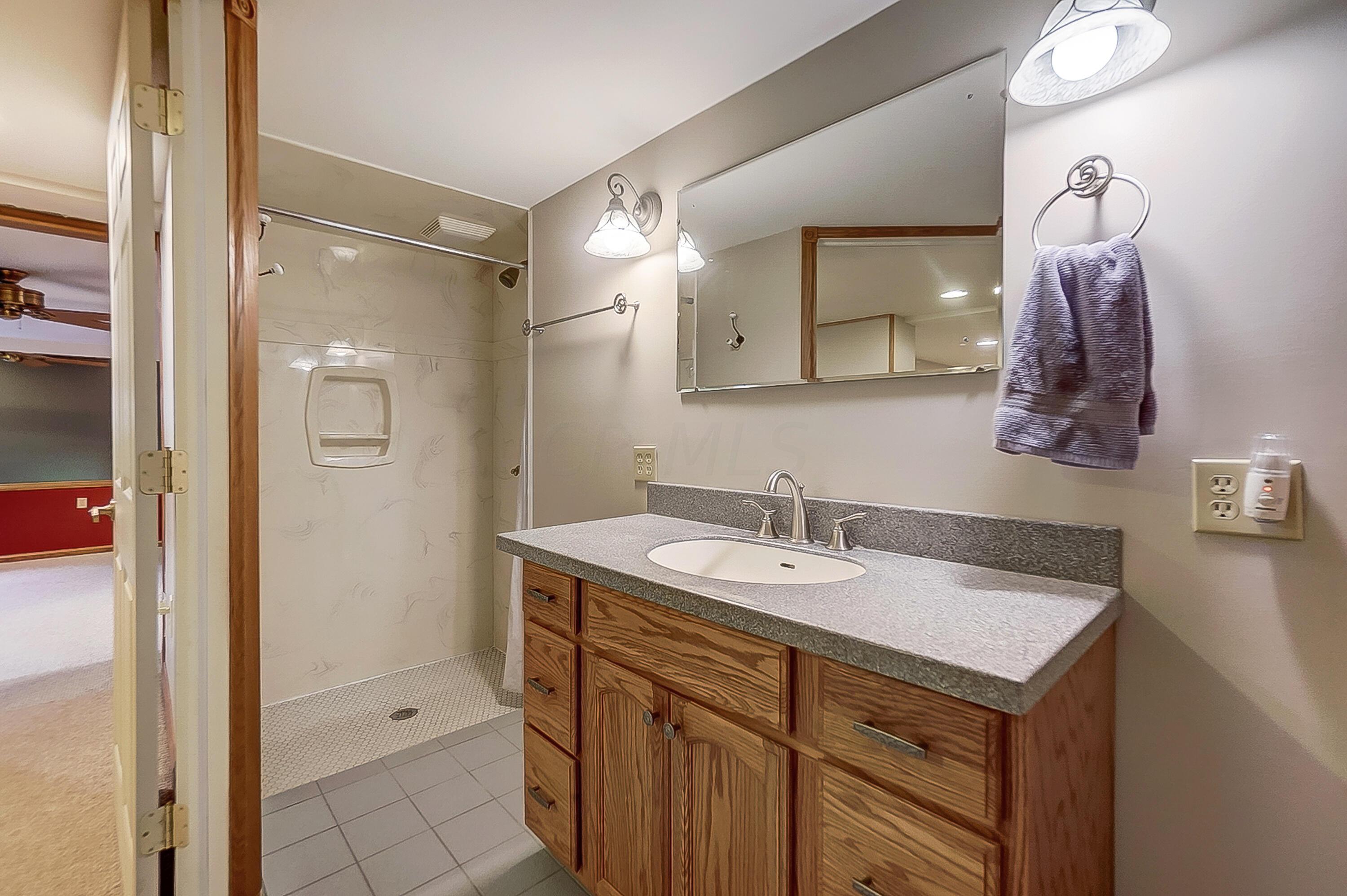 2936 Halstead Road Upper Arlington, OH 43221 - Photo 61 of 76 50035683-063_hq