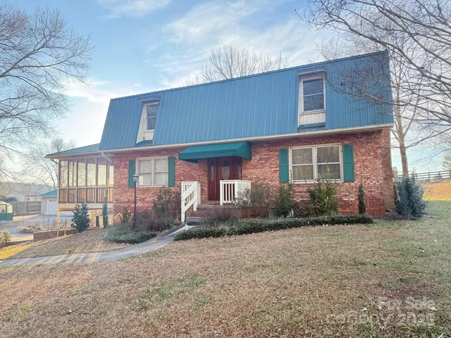 $469,000 | 280 Forest Acres Lane, Taylorsville, NC 28681