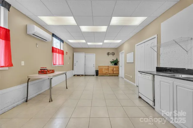 $469,000 | 280 Forest Acres Lane, Taylorsville, NC 28681