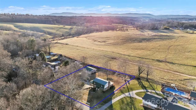 $469,000 | 280 Forest Acres Lane, Taylorsville, NC 28681