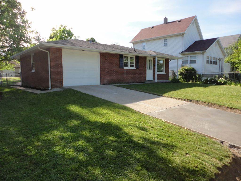 2127 Silver Street Anderson, IN 46012 - Photo 1 of 18 Gallery Image 1