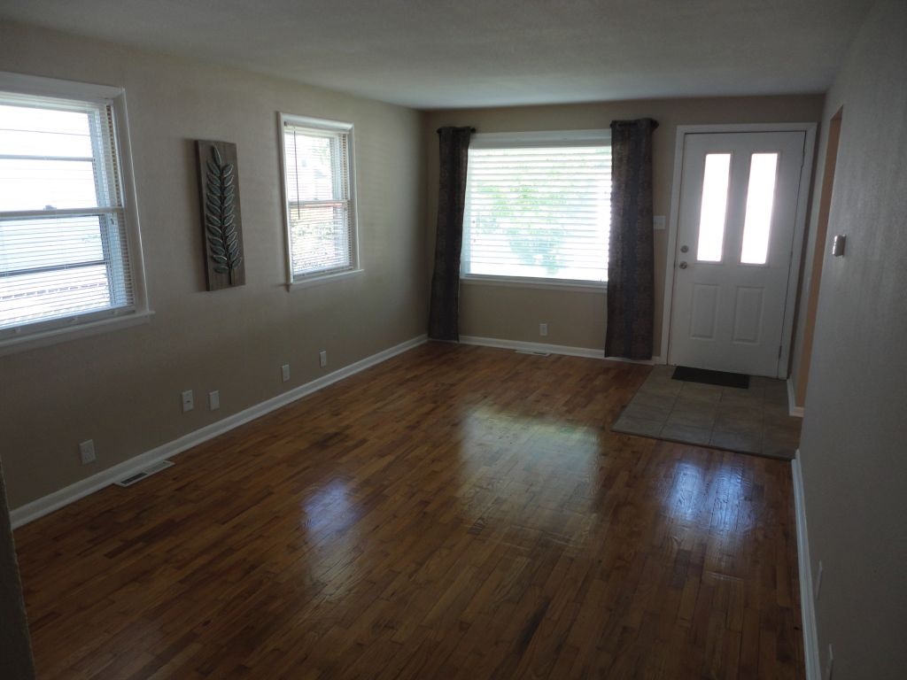 2127 Silver Street Anderson, IN 46012 - Photo 17 of 18 Gallery Image 17
