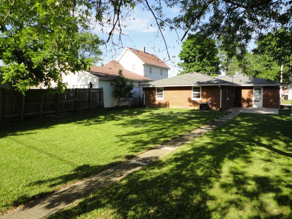 2127 Silver Street Anderson, IN 46012 - Photo 4 of 18 Gallery Image 4