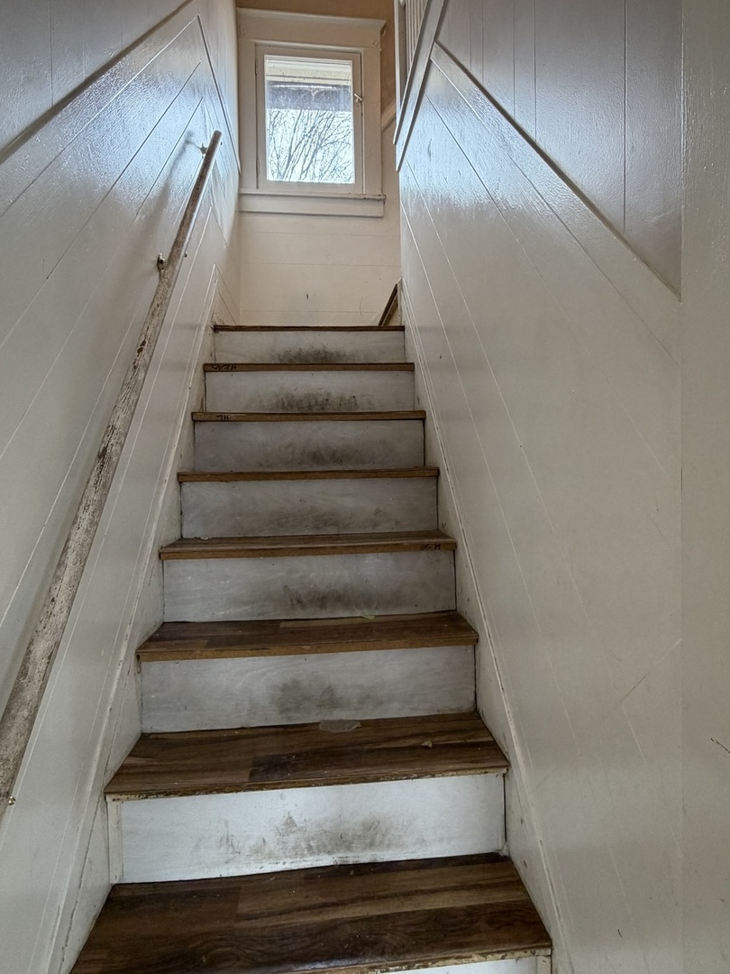 743 Bangs Street Aurora, IL 60505 - Photo 20 of 33
