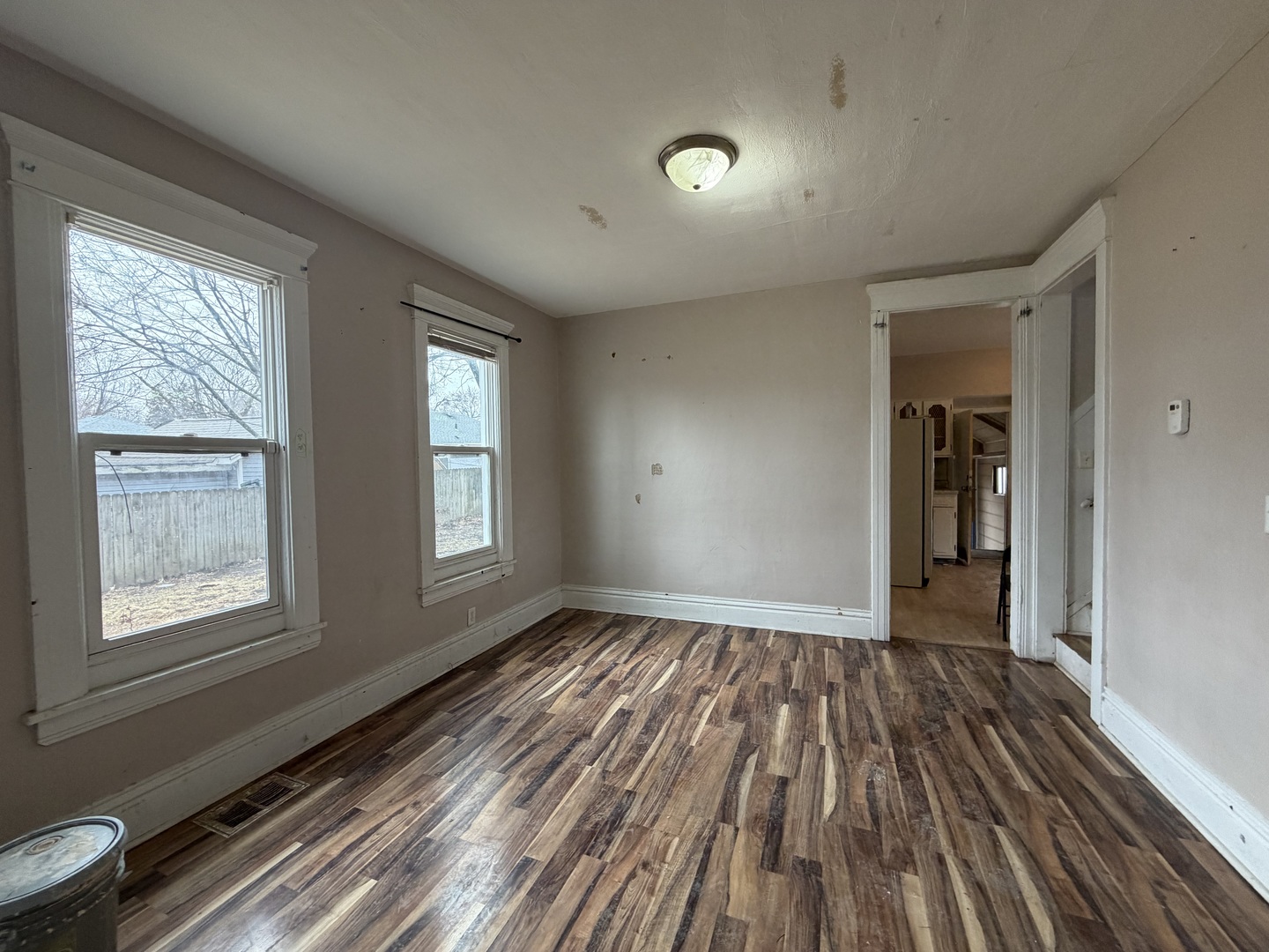 743 Bangs Street Aurora, IL 60505 - Photo 10 of 33