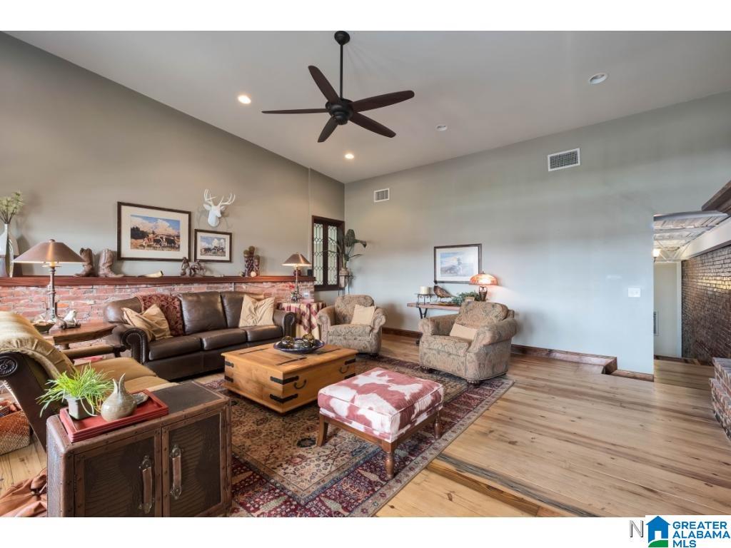 117 4th Street Southeast, Unit B Cullman, AL 35055 - Photo 13 of 18