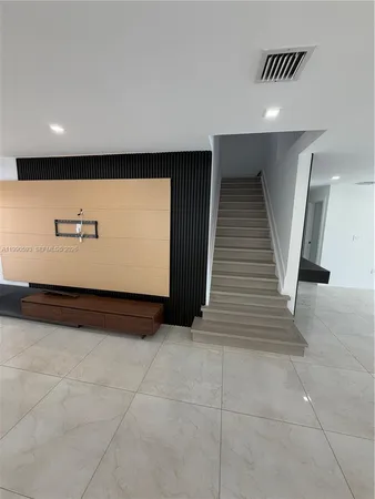 $4,800 | 7874 Northwest 194th Street, Hialeah, FL 33015