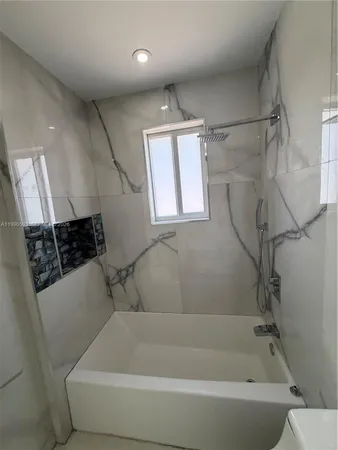 $4,800 | 7874 Northwest 194th Street, Hialeah, FL 33015