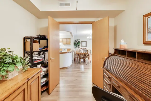 $500,000 | 200 West Campbell Street, Unit 608, Arlington Heights, IL 60005